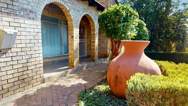 4 Bedroom Property for Sale in Potchefstroom North West